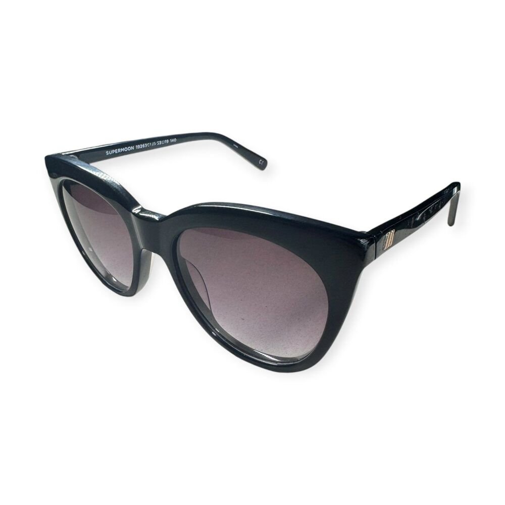 Le Specs Supermoon Cateye Black Sunglasses Purple Gradient Lenses w/ Case